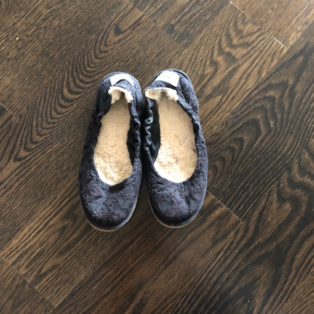 Ugg Flats
